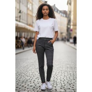 Chocolate USA Womens L Black White Windowpane Plaid Skinny Pull-On Pants